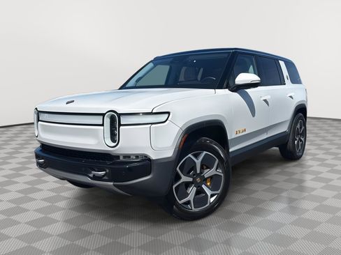 Used 2024 Rivian R1S Adventure AWD/4WD image 1