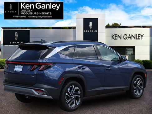 Used 2025 Hyundai Tucson Limited AWD/4WD image 7