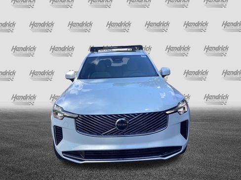 Used 2026 Volvo XC90 B5 Core w/ Protection Package Premier image 3