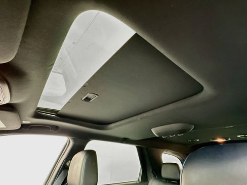 Used 2022 Dodge Durango R/T w/ Trailer Tow Group IV image 22