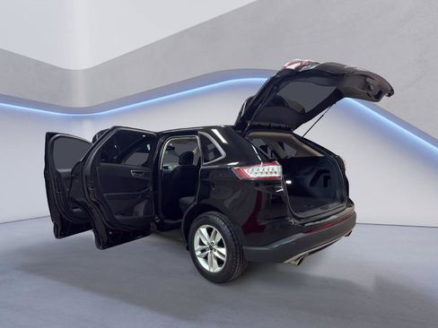 Used 2017 Ford Edge SEL AWD/4WD image 10