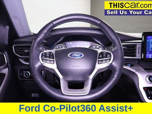 Used 2023 Ford Explorer XLT w/ Equipment Group 202A RWD image 15