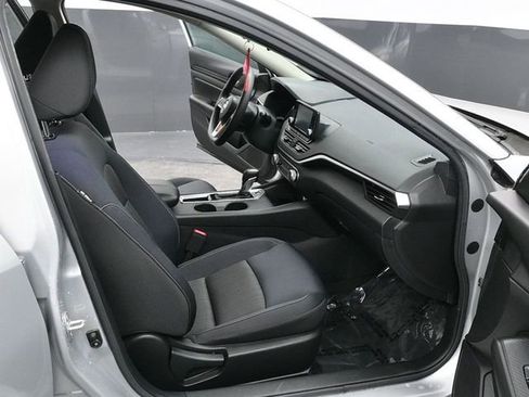 Used 2021 Nissan Altima 2.5 S image 9