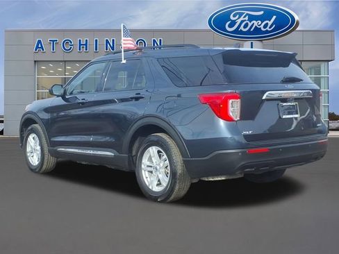 Used 2023 Ford Explorer XLT image 7