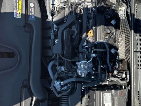 Used 2025 Toyota Corolla SE image 23