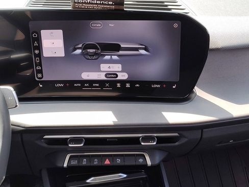 New 2026 Audi Q3 quattro 2.0T AWD/4WD image 8