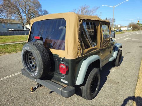 Used 1997 Jeep Wrangler SE image 6