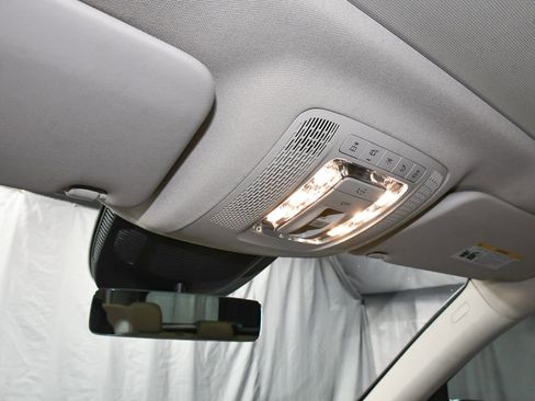 Used 2022 Mercedes-Benz GLE 450 4MATIC image 46