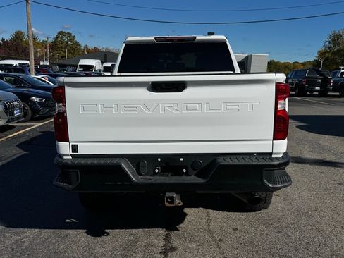 Used 2023 Chevrolet Silverado 2500 Custom w/ Custom Value Package image 7