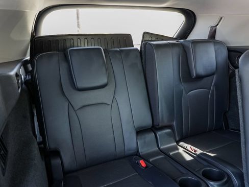 Used 2020 Lexus RX 350L FWD w/ Premium Package image 22