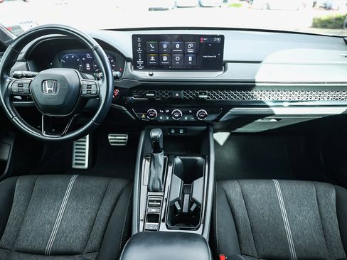 Used 2023 Honda Accord Sport image 18