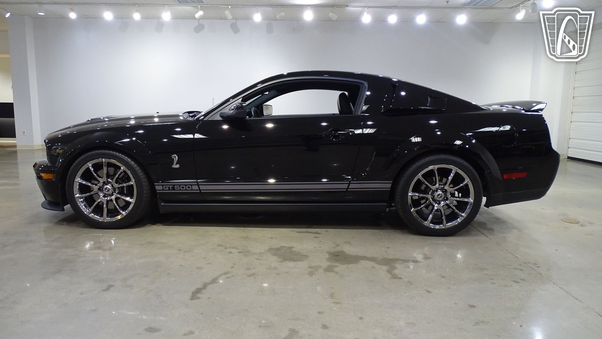 Used 2007 Ford Mustang Shelby GT500 RWD image 6