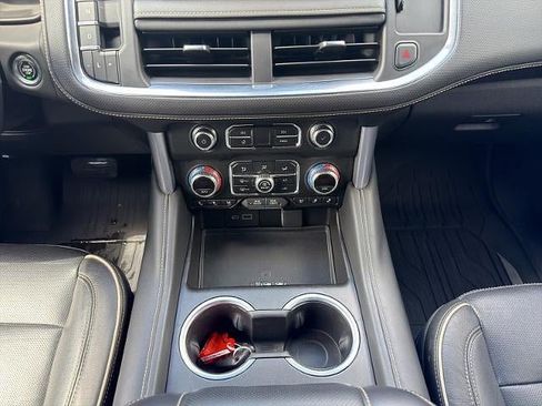 Used 2021 GMC Yukon SLT w/ SLT Luxury Plus Package AWD/4WD image 20