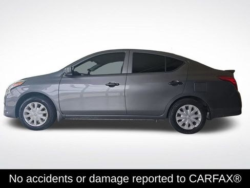 Used 2016 Nissan Versa S Plus image 2