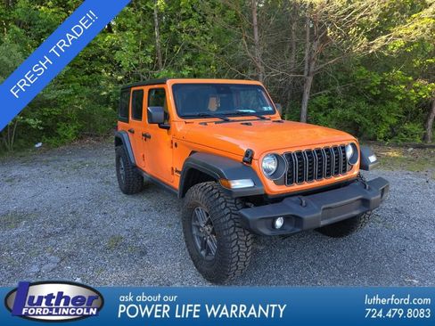 Used 2025 Jeep Wrangler Unlimited Sport AWD/4WD image 1