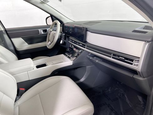 Used 2024 Hyundai Santa Fe SEL image 27