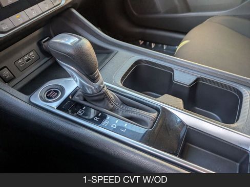 Certified 2025 Nissan Sentra SV w/ Trunk Package image 16