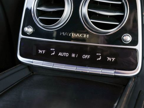 Used 2020 Mercedes-Benz Maybach S 650 image 30