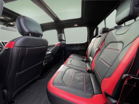 Used 2018 Ford F150 Lariat w/ Equipment Group 502A Luxury image 33