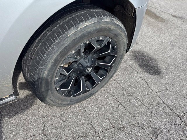 Used 2018 Ford Expedition Limited w/ Equipment Group 301A AWD/4WD image 13