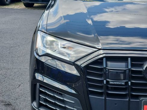 Used 2022 Audi Q7 3.0T Prestige w/ Prestige Package AWD/4WD image 15