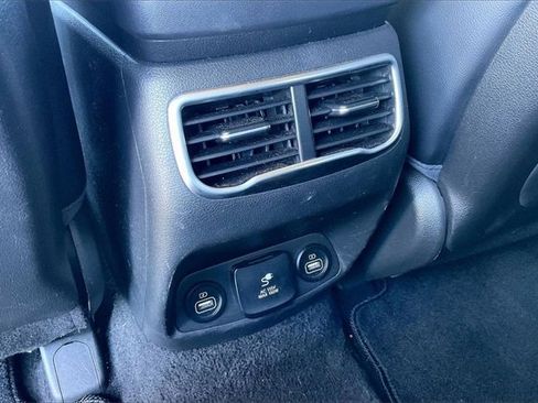 Used 2023 Hyundai Santa Fe Limited image 25