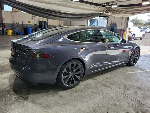 Used 2021 Tesla Model S Long Range Plus image 7