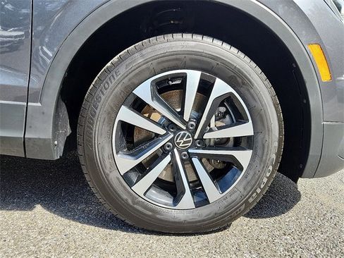 Certified 2023 Volkswagen Tiguan S image 8