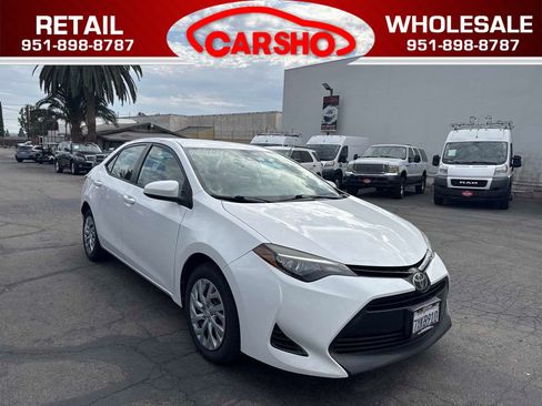 Used 2017 Toyota Corolla LE w/ Carpet Mat Package (TMS) FWD image 1