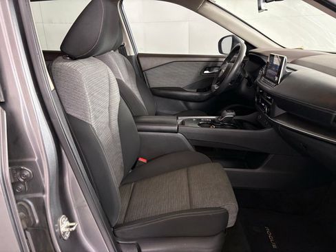 Used 2023 Nissan Rogue SV FWD image 39