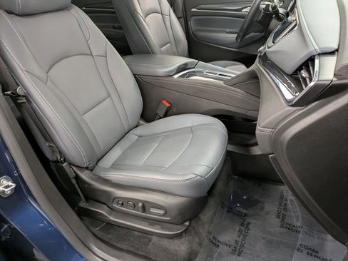 Used 2023 Buick Enclave Premium w/ Experience Buick Package image 28