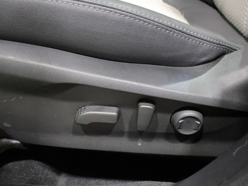 Used 2024 Subaru Forester Premium w/ POP Package 3 AWD/4WD image 12