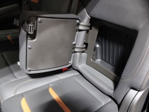 Used 2024 GMC Sierra 1500 AT4 w/ Technology Package image 59