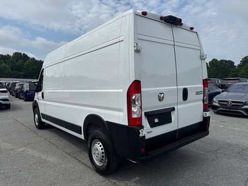 Used 2026 RAM ProMaster 2500 w/ Convenience Group FWD image 5