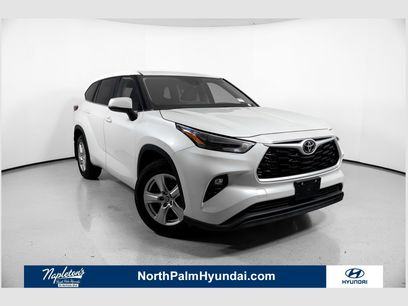 Used 2023 Toyota Highlander LE