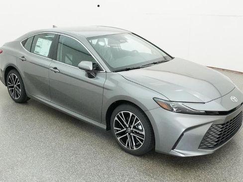 New 2026 Toyota Camry XLE FWD image 11