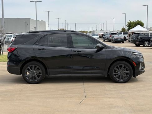 Certified 2024 Chevrolet Equinox RS FWD image 8