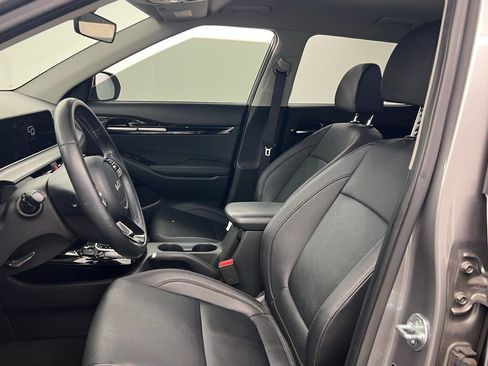 Used 2024 Kia Seltos EX FWD image 8