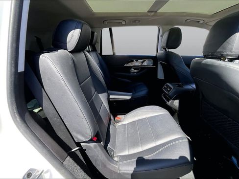 Used 2022 Mercedes-Benz GLS 450 4MATIC image 20