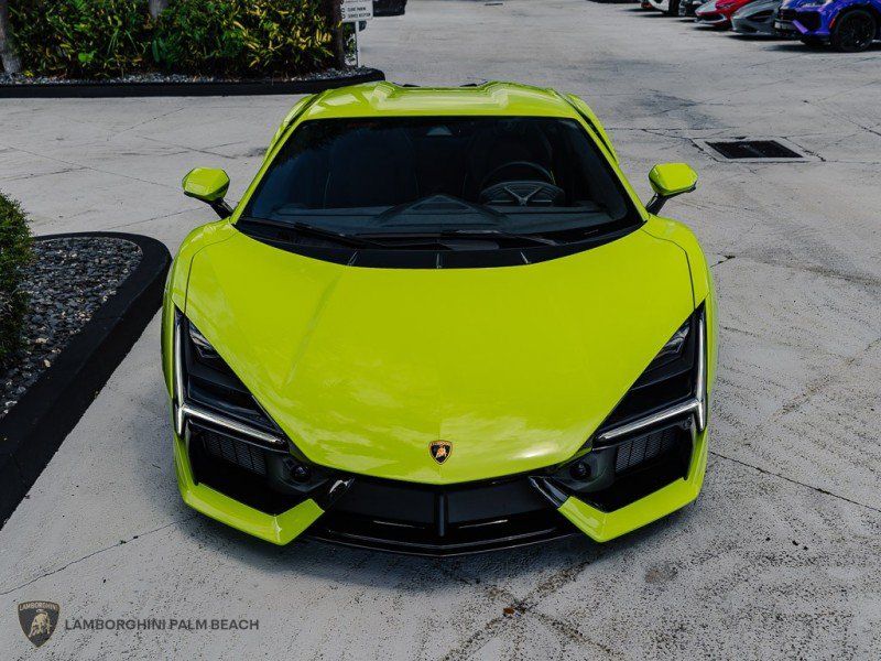 Used 2025 Lamborghini Revuelto AWD/4WD image 4