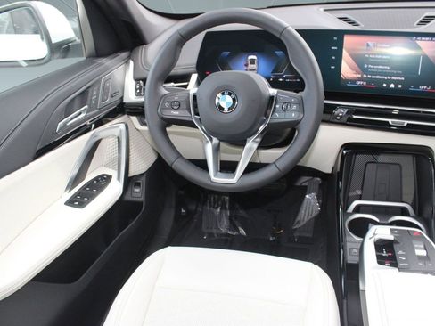 Used 2026 BMW X1 xDrive28i w/ Convenience Package image 29