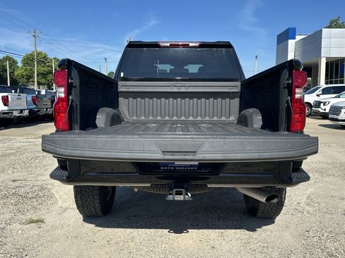 Certified 2024 Chevrolet Silverado 2500 Custom w/ Custom Convenience Package AWD/4WD image 17
