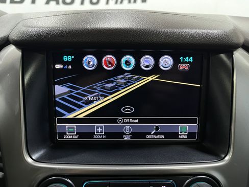 Used 2018 Chevrolet Tahoe LT w/ LT Signature Package image 10