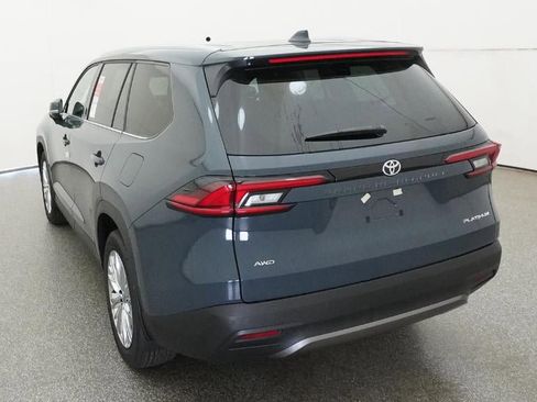 New 2026 Toyota Grand Highlander Platinum image 6