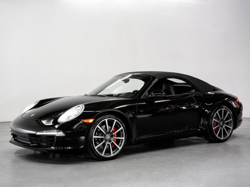 Used 2014 Porsche 911 Carrera S RWD image 6