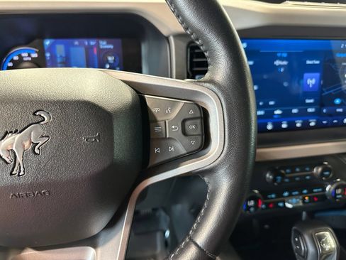 Used 2024 Ford Bronco Wildtrak AWD/4WD image 21