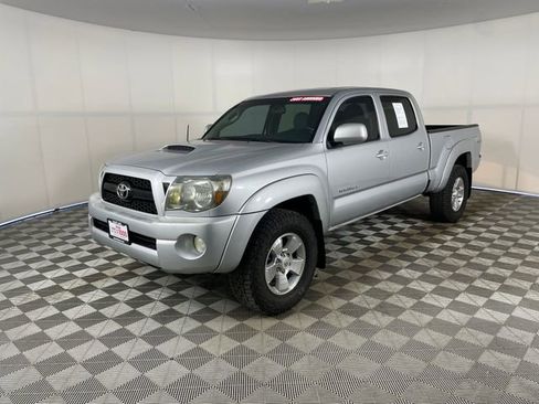 Used 2011 Toyota Tacoma 4x4 Double Cab image 1