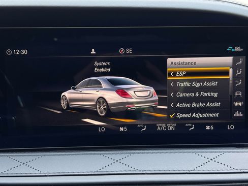 Used 2020 Mercedes-Benz Maybach S 560 4MATIC image 34