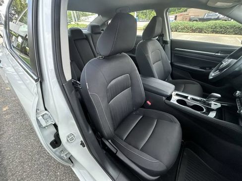 Certified 2023 Nissan Altima 2.5 SV FWD image 24