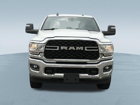 Used 2024 RAM 2500 Big Horn AWD/4WD image 2
